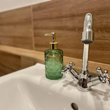 Fountain View Apartment